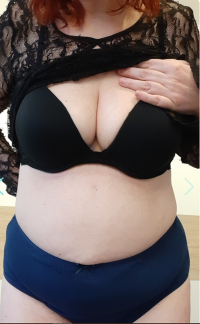 Slip in klassischem Dunkelblau.